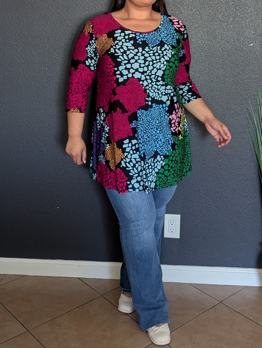 Simply Aster Colorful Top